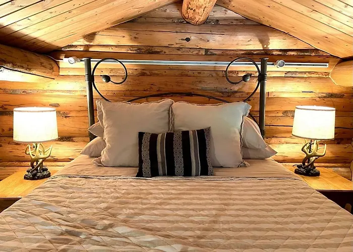 Cozy Mountain Retreat With Hot Tub, Trails, And Year-round Outdoor Adventure In Alta, Wyoming *