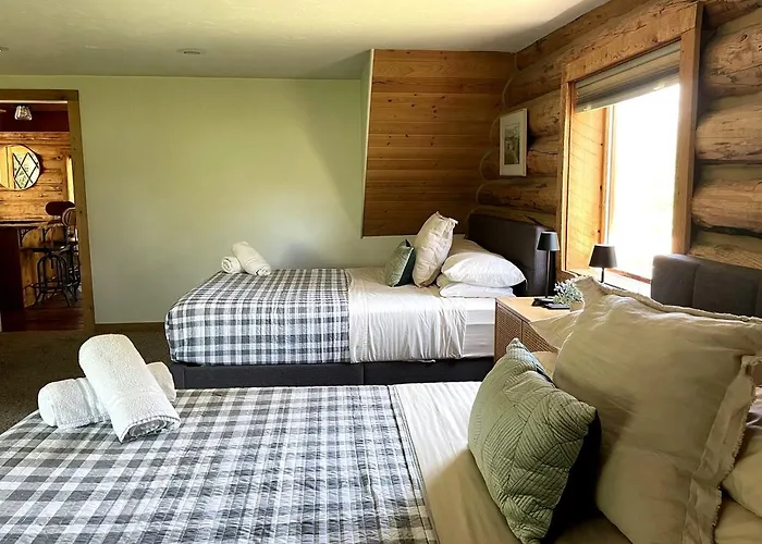 Cozy Mountain Retreat With Hot Tub, Trails, And Year-round Outdoor Adventure In Alta, Wyoming * Alta